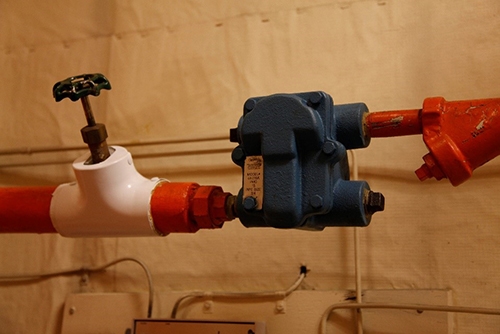 a steam trap connecting