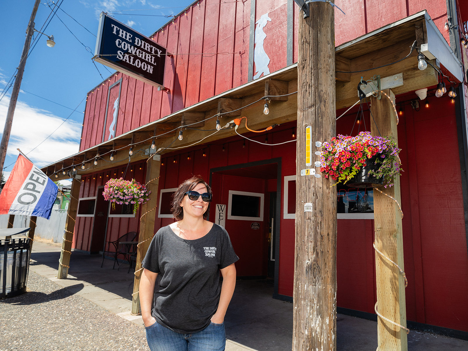 Dirty Cowgirl Saloon, Wasco, OR